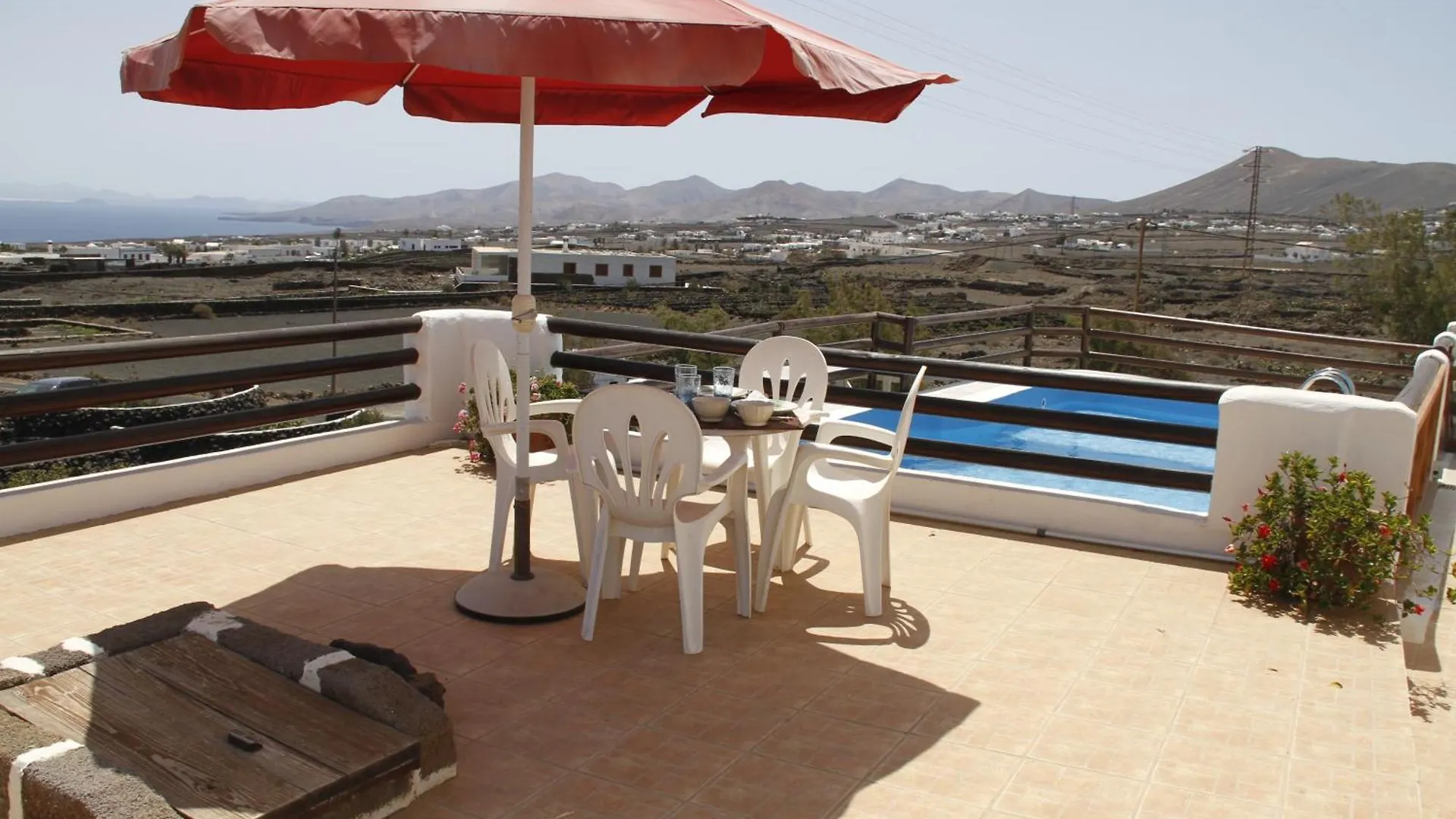 Villas Macher Tías Spanien
